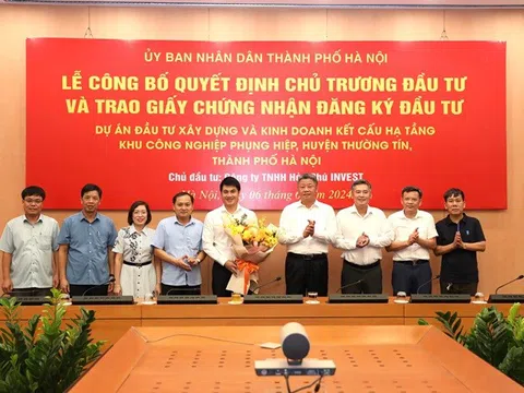 Hà Nội: Trao quyết định Nhà đầu tư Khu công nghiệp Phụng Hiệp gần 3.000 tỷ đồng tại huyện Thường Tín