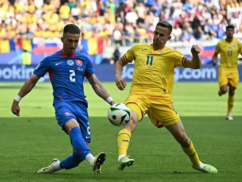 Romania và Slovakia dắt tay nhau đi tiếp vào vòng 1/8