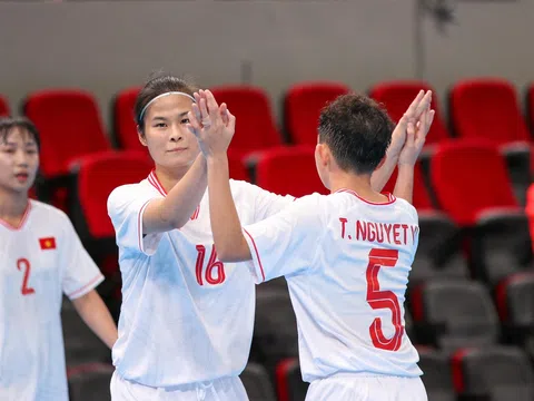 Đội tuyển futsal nữ Việt Nam "đè bẹp" Indonesia với chiến thắng đậm 5-0