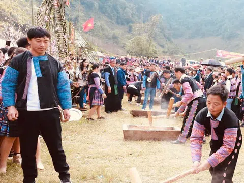 Lễ hội Gầu Tào bảo tồn văn hóa người Mông tại Hòa Bình sẽ diễn ra từ ngày 10 đến 12/1/2025