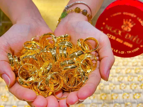 Giá vàng nhẫn hôm nay 10/6: Điều gì khiến SJC và nhẫn cùng tăng mạnh?