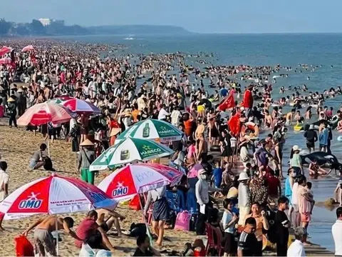 Hơn 10 triệu lượt du khách đến xứ Thanh trong 6 tháng đầu năm 2025