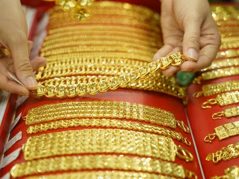 Giá vàng hôm nay 16/7/2025: Vàng nhẫn, vàng miếng đồng loạt giảm