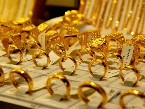 Giá vàng hôm nay 27/8/2025: SJC và nhẫn tăng thẳng đứng, khi nào mới ngừng?