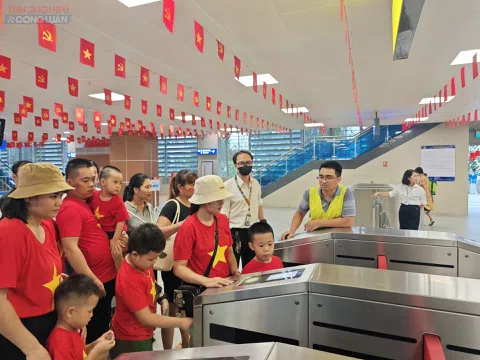 Hanoi Metro miễn phí vé tàu phục vụ hành khách trong đại lễ Quốc khánh 2/9