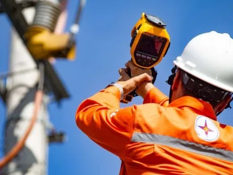 Nhóm khách hàng nào sẽ áp dụng giá điện 2 thành phần từ 1/1/2026?