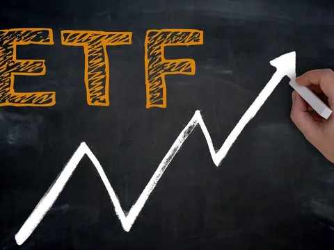 VHM và VIC tăng mạnh, các quỹ ETF mô phỏng VN30 sẽ buộc phải hạ tỷ trọng 