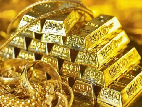 Giá vàng hôm nay 22/10/2025: Tiếp tục tăng cao kỷ lục, giá vàng nhẫn cao chót vót