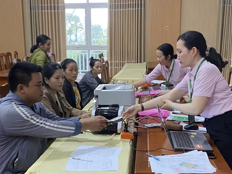 Quảng Ngãi: Ngân hàng Chính sách xã hội kịp thời hỗ trợ người dân vùng mưa lũ