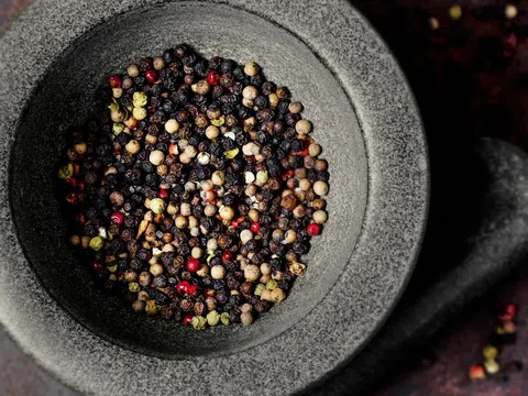 Giá tiêu hôm nay 6/12/2025: Hồ tiêu quay đầu giảm đồng loạt