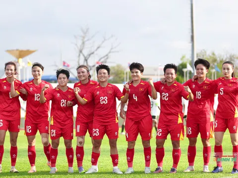 Thắng áp đảo Indonesia, đội tuyển nữ Việt Nam lần thứ 11 giành quyền vào chung kết SEA Games