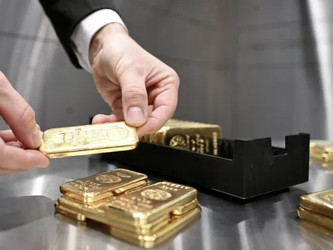 Thiết lập vùng giá cao nhất hơn 4 thập kỷ, 2025 là năm rực rỡ của vàng