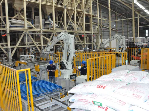 Hòa Phát thoái bớt vốn công ty nông nghiệp trước thềm niêm yết