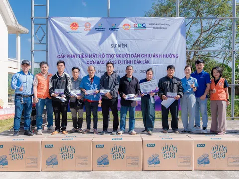 Hỗ trợ tiền cho hơn 1.000 hộ dân Đắk Lắk và Gia Lai bị ảnh hưởng thiên tai