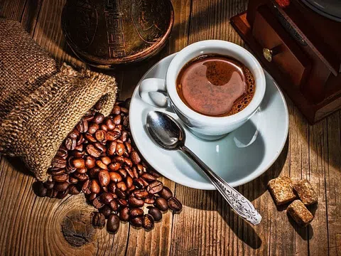 Giá cà phê hôm nay 23/1/2026: Tây Nguyên tăng mạnh, thị trường thế giới trái chiều