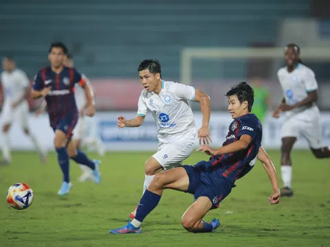 HLV Mauro Jeronimo hài lòng khi Nam Định FC lọt vào bán kết với ngôi nhất Bảng B