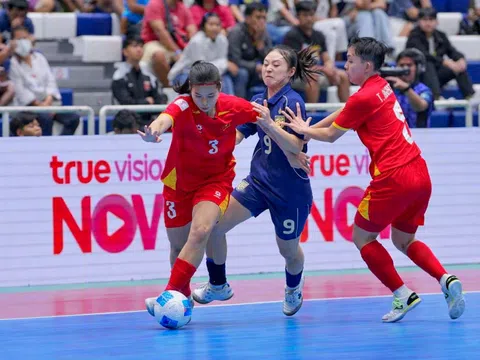 Thất bại trước đội chủ nhà Thái Lan, đội tuyển futsal nữ Việt Nam sẽ đá trận tranh Hạng Ba