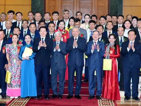 Nhà khoa học: Cầu nối đưa tri thức về với đồng ruộng