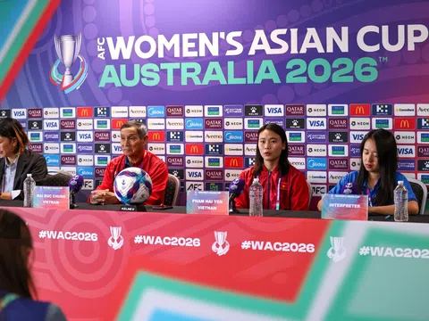 Họp báo trước trận đội tuyển nữ Việt Nam gặp đội tuyển nữ Đài Bắc Trung Hoa