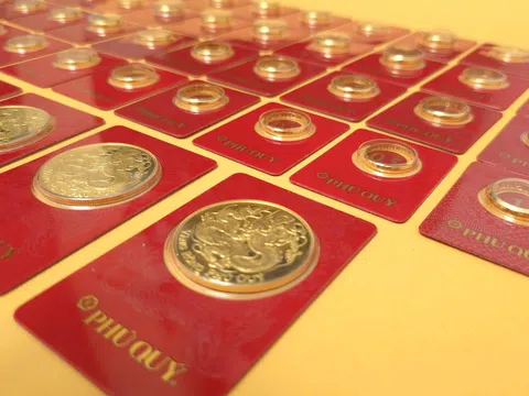 Giá vàng tăng “sốc” gần 4 triệu đồng/lượng