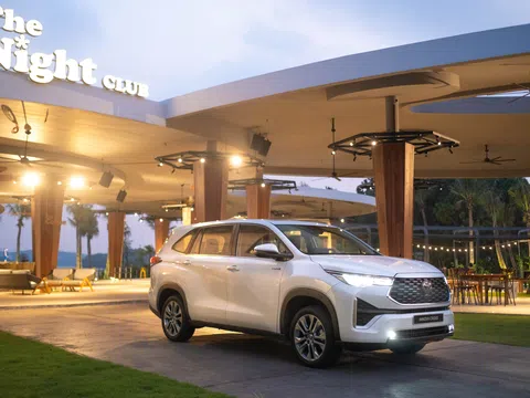 Toyota Innova Cross hoàn toàn mới ra mắt Việt Nam, giá từ 810 triệu đồng