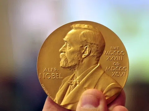Giải Nobel 2023: Tôn vinh khoa học, chú trọng đến con người