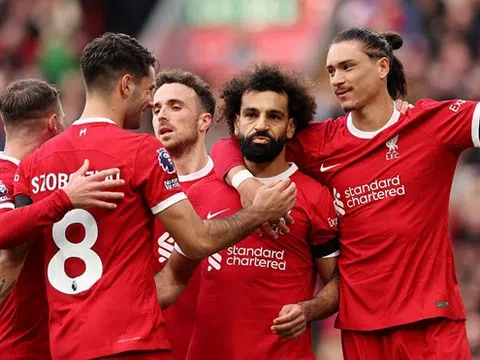 Salah lập cú đúp giúp Liverpool chiếm trọn 3 điểm trước Everton