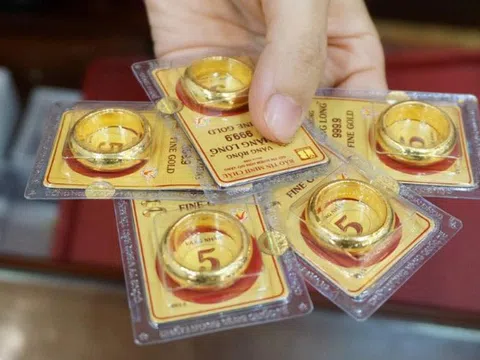 Giá vàng SJC giảm thêm gần 1 triệu đồng/lượng