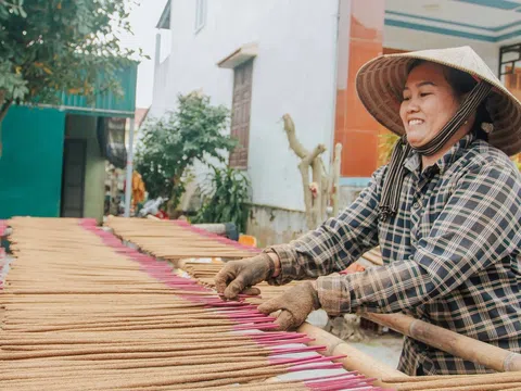 Làng hương trăm năm ở Quảng Bình sát tết lại ngát thơm thảo mộc