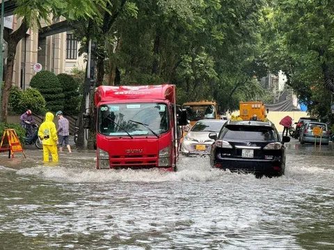 Chủ tịch Hà Nội ra công điện hỏa tốc chỉ đạo chủ động phòng, chống lụt bão