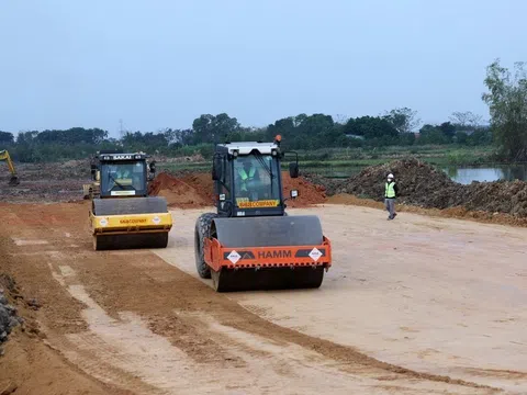 Quyết liệt đẩy nhanh giải phóng mặt bằng các dự án quan trọng quốc gia, trọng điểm ngành Giao thông vận tải