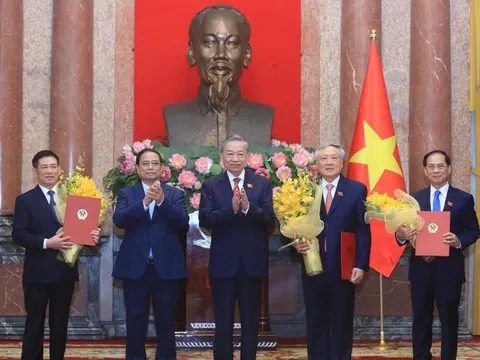 Tổng Bí thư, Chủ tịch nước trao quyết định bổ nhiệm 3 Phó Thủ tướng, 2 Bộ trưởng