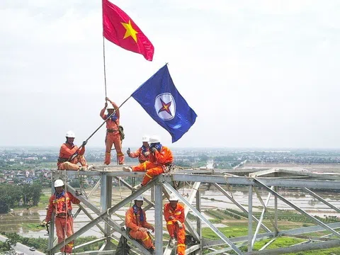 Chính thức đóng điện thành công, thông tuyến toàn bộ đường dây 500kV mạch 3