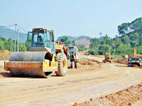 Phó Thủ tướng: Rà soát từng dự án để đẩy nhanh tiến độ giải ngân vốn đầu tư công