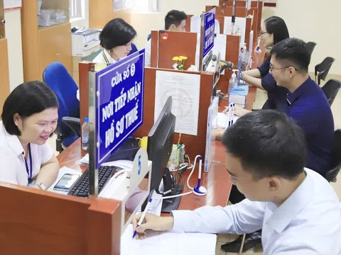 Phấn đấu tăng thu, tiết kiệm chi, bảo đảm giữ vững cân đối ngân sách nhà nước các cấp