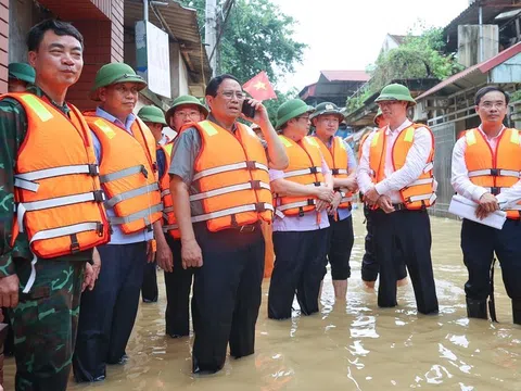 Thủ tướng: Đặt tính mạng, an toàn, sức khỏe của người dân lên trên hết, trước hết