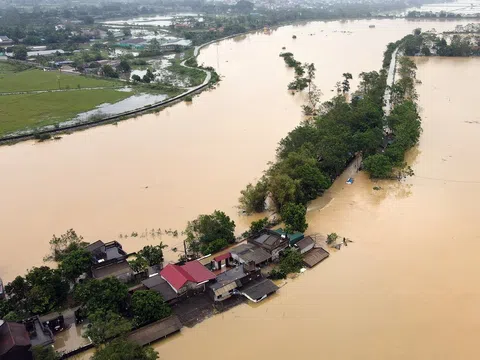 Không chủ quan khi lũ rút, đồng thời có giải pháp căn cơ lâu dài trong phòng chống bão lũ