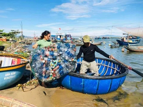 Chung tay bảo vệ môi trường biển, hải đảo để phát triển kinh tế biển bền vững