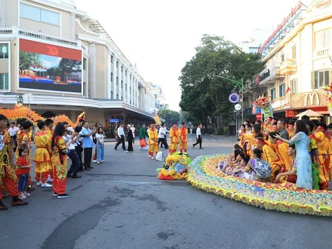 Hùng tráng “Ngày hội Văn hóa vì hòa bình” chào mừng kỷ niệm 70 năm Ngày Giải phóng Thủ đô với 10.000 người tham gia trình diễn