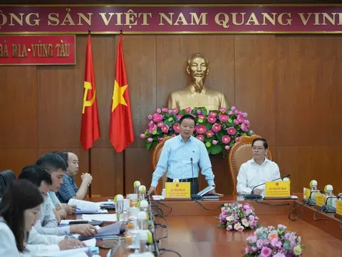 Phó Thủ tướng chỉ đạo: Gỡ khó cho doanh nghiệp, thúc đẩy những dự án có tính động lực, thu hút doanh nghiệp công nghệ cao