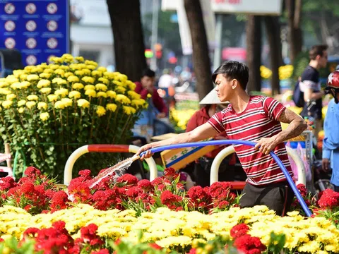 Thủ tướng chỉ thị tăng cường các biện pháp bảo đảm đón Tết Nguyên đán Ất Tỵ 2025 vui tươi, lành mạnh, an toàn, tiết kiệm