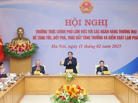 Thủ tướng: Lấy đòn bẩy ngân hàng để phát huy lợi thế cạnh tranh, tạo động lực phát triển đất nước