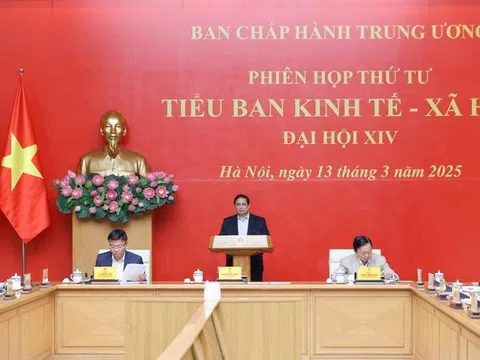 Thủ tướng Phạm Minh Chính chủ trì phiên họp thứ tư Tiểu ban Kinh tế - xã hội Đại hội XIV của Đảng