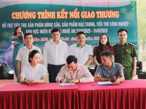 Nghệ An: Kết nối giao thương, hỗ trợ tiêu thụ sản phẩm tại Khu du lịch Hòn Mát