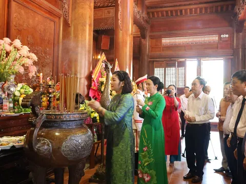 Nghệ An trang trọng tổ chức Lễ giỗ Bác Hồ