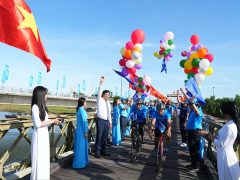600 vận động viên đạp xe Vì hòa bình tại Quảng Trị