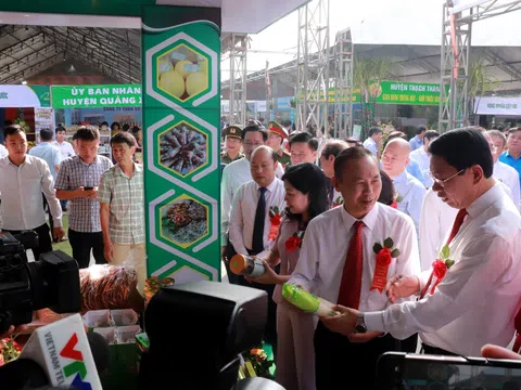 Thanh Hóa: Hội chợ giới thiệu nông sản, thực phẩm an toàn đạt doanh thu hơn 15 tỷ đồng