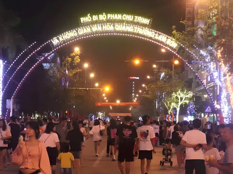 Khai trương phố đi bộ Phan Chu Trinh và không gian văn hóa Quảng trường Lam Sơn