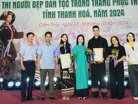 Xứ Thanh rực rỡ sắc màu - Nét đẹp văn hóa dân tộc tái hiện trong hội thi