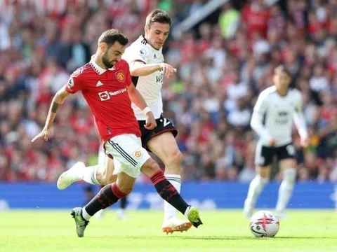 MU đến Craven Cottage: Vượt bão hay chìm sâu?